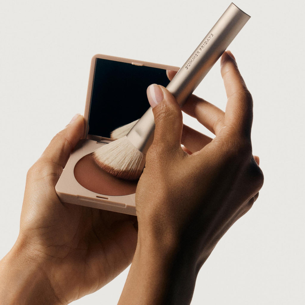 the-bronzer-brush-q4 Bronzer_Brush-3.jpg